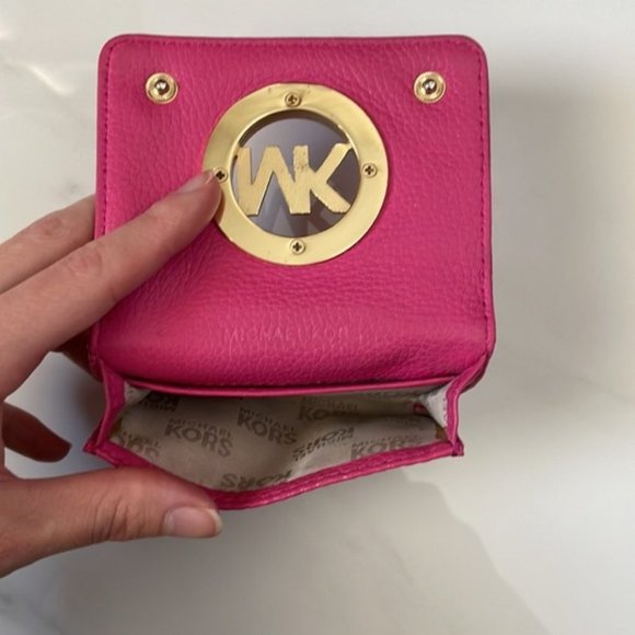 Michael Kors Pink Leather Mini Card Holder Wallet with Gold Hardware Logo - Picture 4 of 5